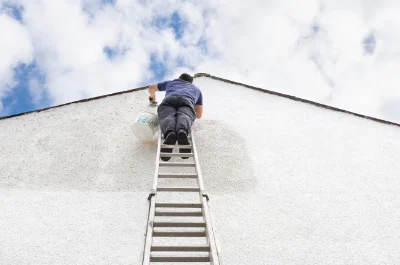 Peinture extérieure à Val d'Erdre-Auxence — façades et ravalement